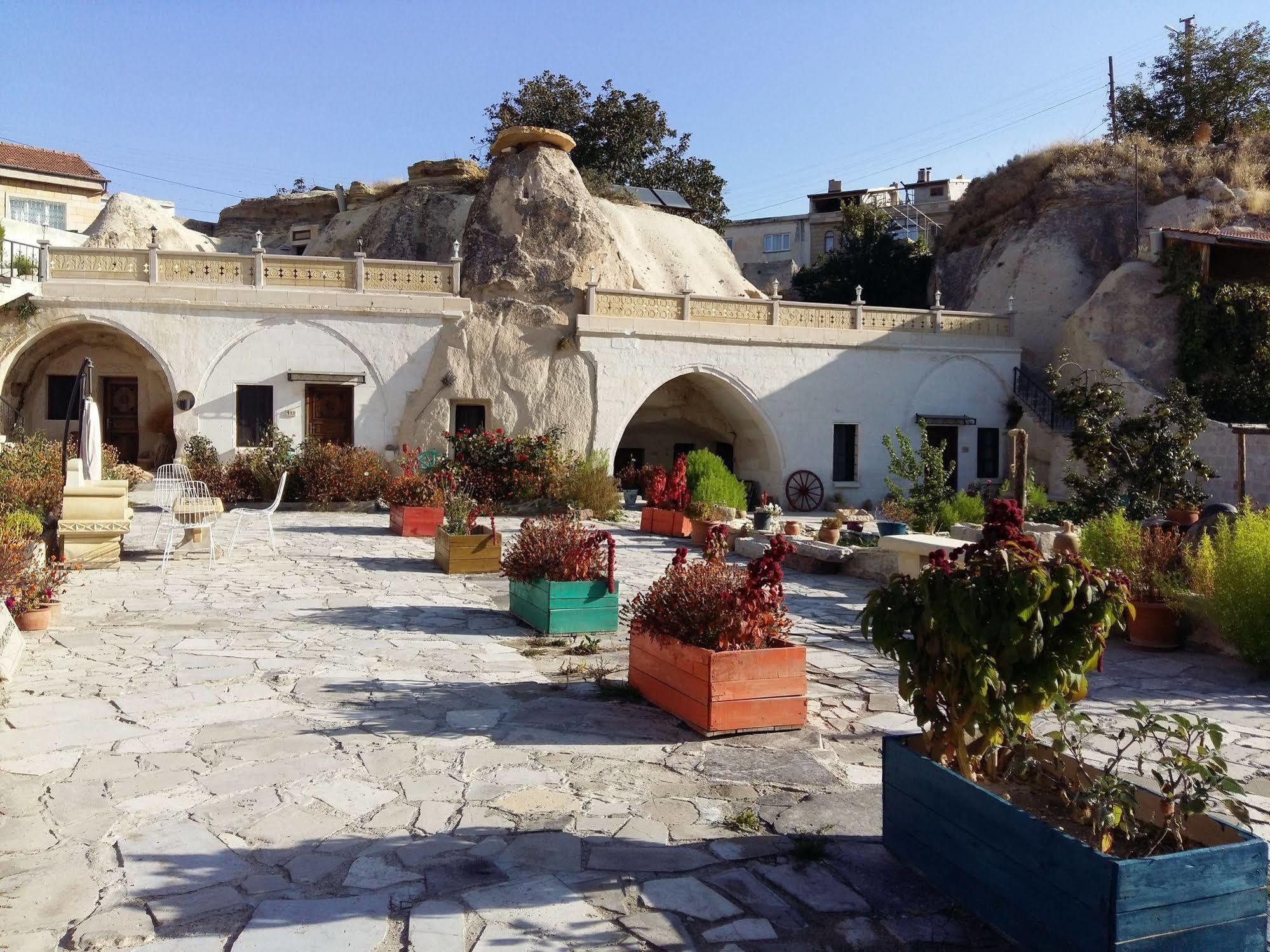Ortahisar Cave Hotel Exterior foto